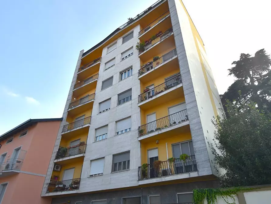 Appartamento in vendita in Via Benadir a Vercelli