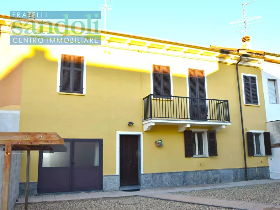 Casa indipendente in vendita in Via Vercelli a Desana