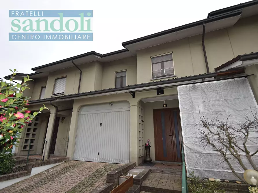 Casa indipendente in vendita in Via Zamenhof a Vercelli