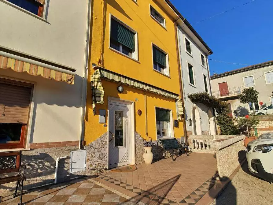 Rustico / casale in vendita a Monteforte D'alpone