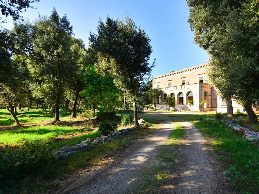 Villa in vendita in Via Vincenzo Ruggero a San Vito Dei Normanni