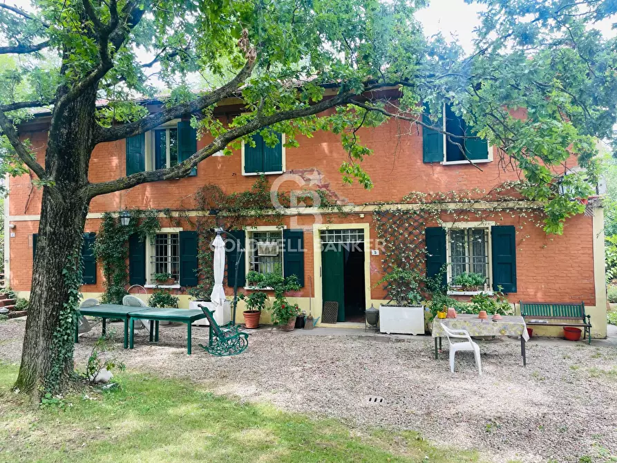 Villa in vendita in Via Alfonso Sabattini a Monte San Pietro