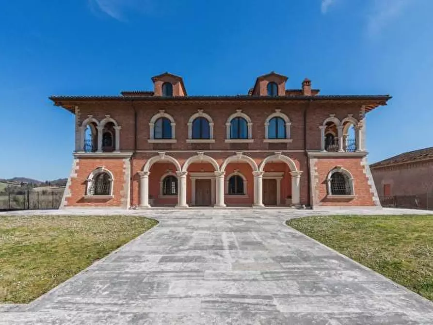 Villa in vendita in Via Nicoletti a Pergola