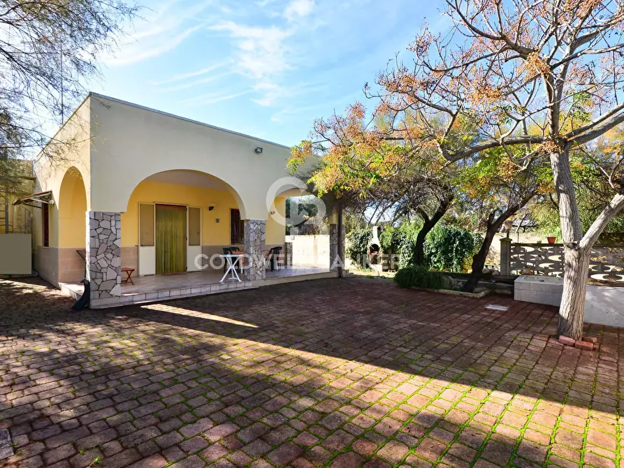 Villa in vendita in Via Bartolomeo Panizza a Porto Cesareo