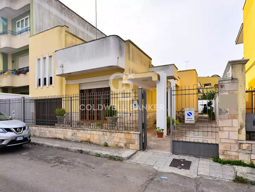 Casa indipendente in vendita in Via Unità d'Italia a Monteroni Di Lecce