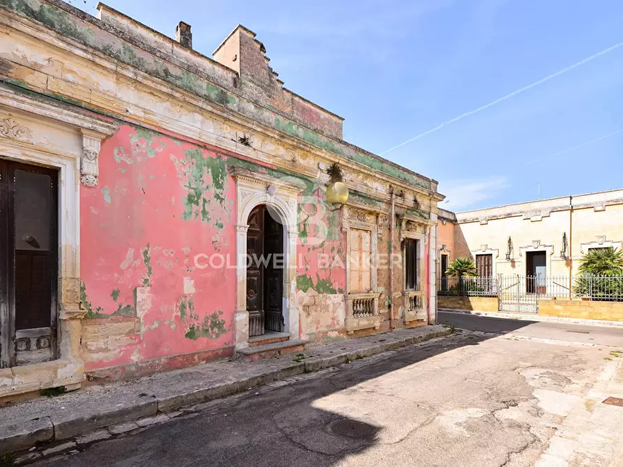 Casa indipendente in vendita in Via Crocefisso a Squinzano