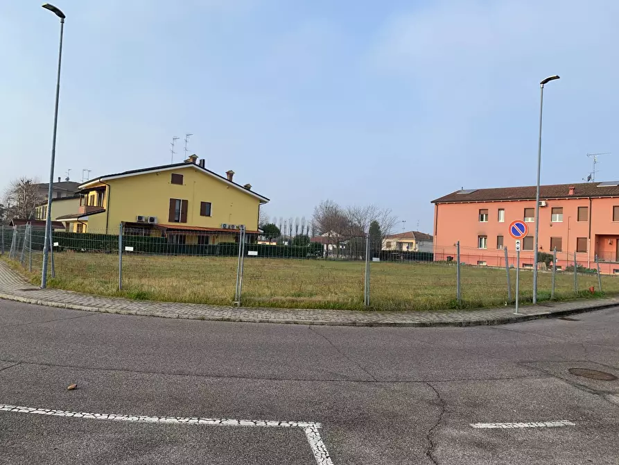 Terreno residenziale in vendita a San Giorgio Di Mantova