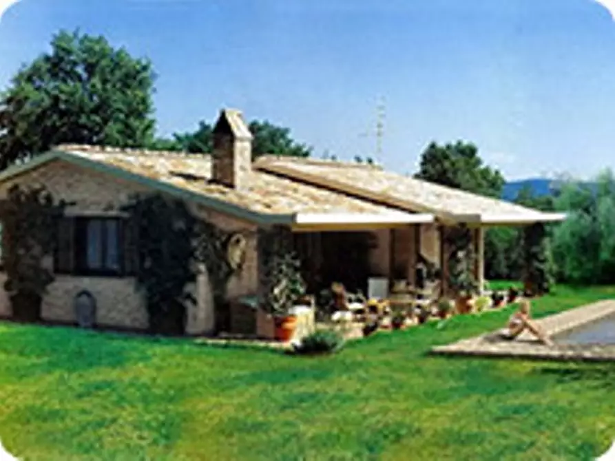 Villa in vendita in Montefiore a Montefiore Dell'aso