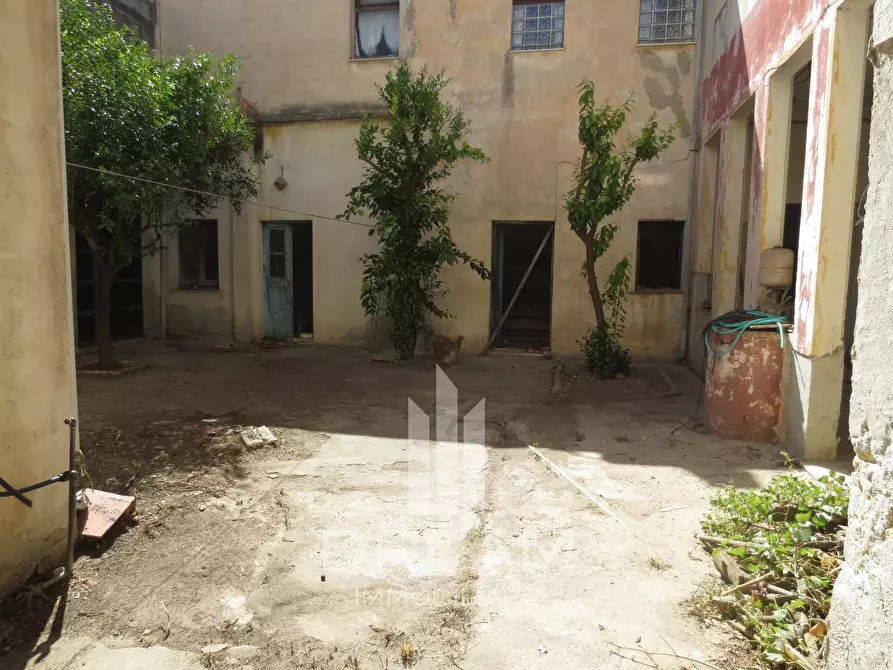 Casa semindipendente in vendita in via Iglesias a Quartu Sant'elena