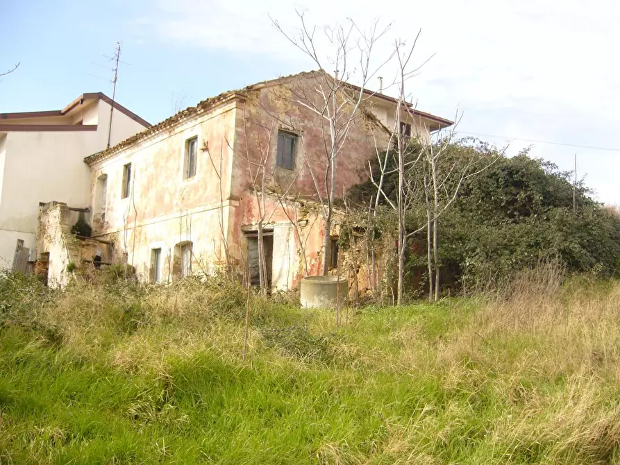 Rustico / casale in vendita in Contrada San Martino a Colonnella