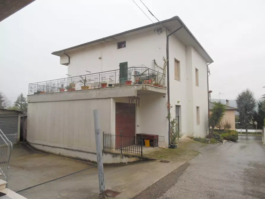 Casa indipendente in vendita in Via Salaria a Colli Del Tronto
