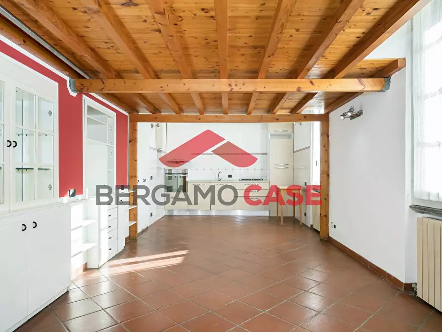 Appartamento in vendita in Via Sant'Alessandro a Bergamo