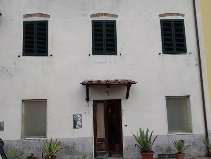 Casa indipendente in vendita in S.Pietro a Vico a Lucca