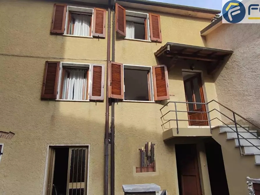 Casa semindipendente in vendita in VIA CANALDORO a Pietrasanta