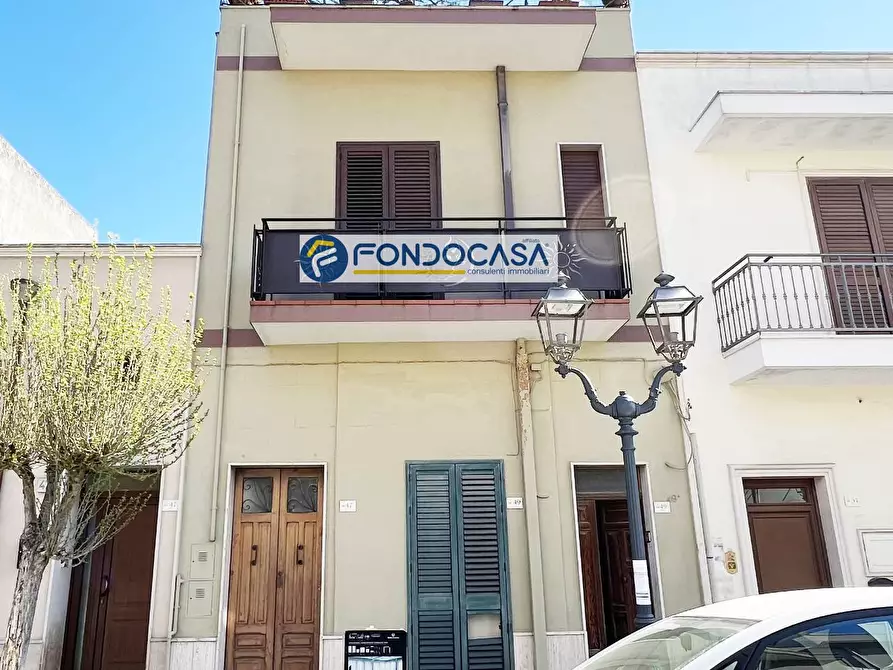 Casa indipendente in vendita in Via Roma a Mesagne