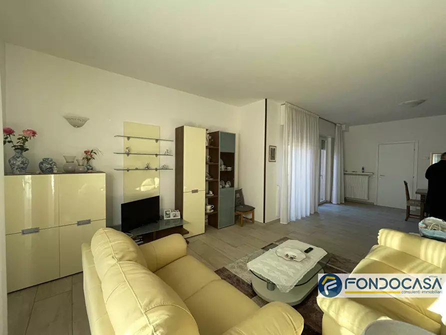 Appartamento in vendita in Via Piave a Castelli Calepio