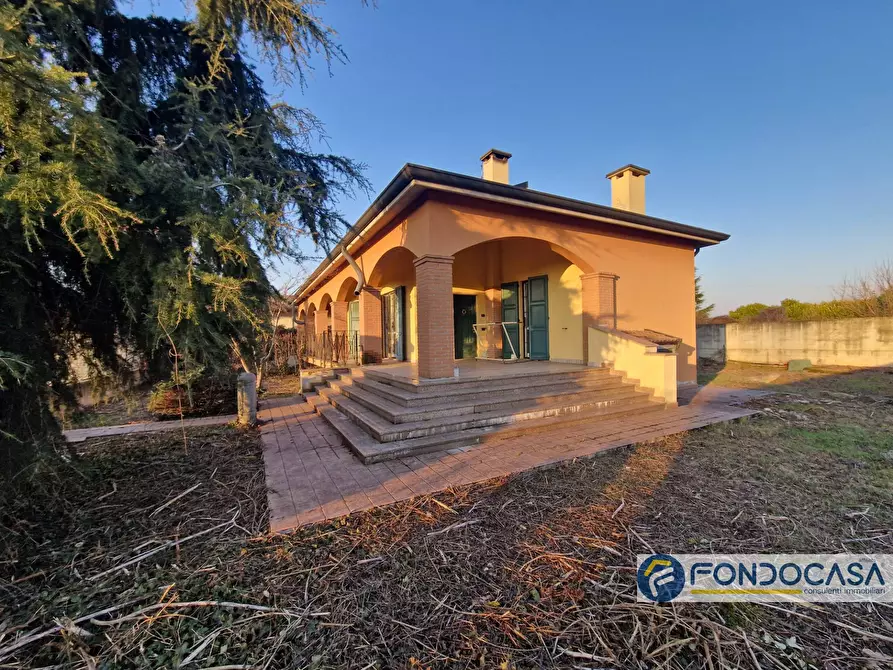 Villa in vendita in Via Pasturana a Treviglio