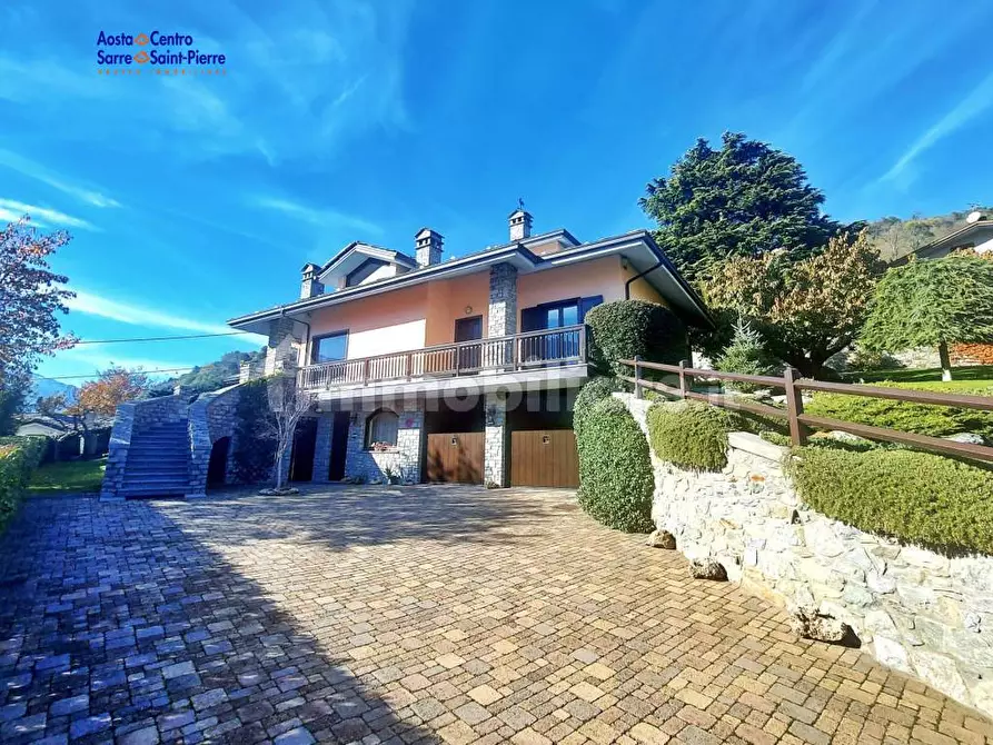 Villa in vendita in Via Delle Betulle a Aosta