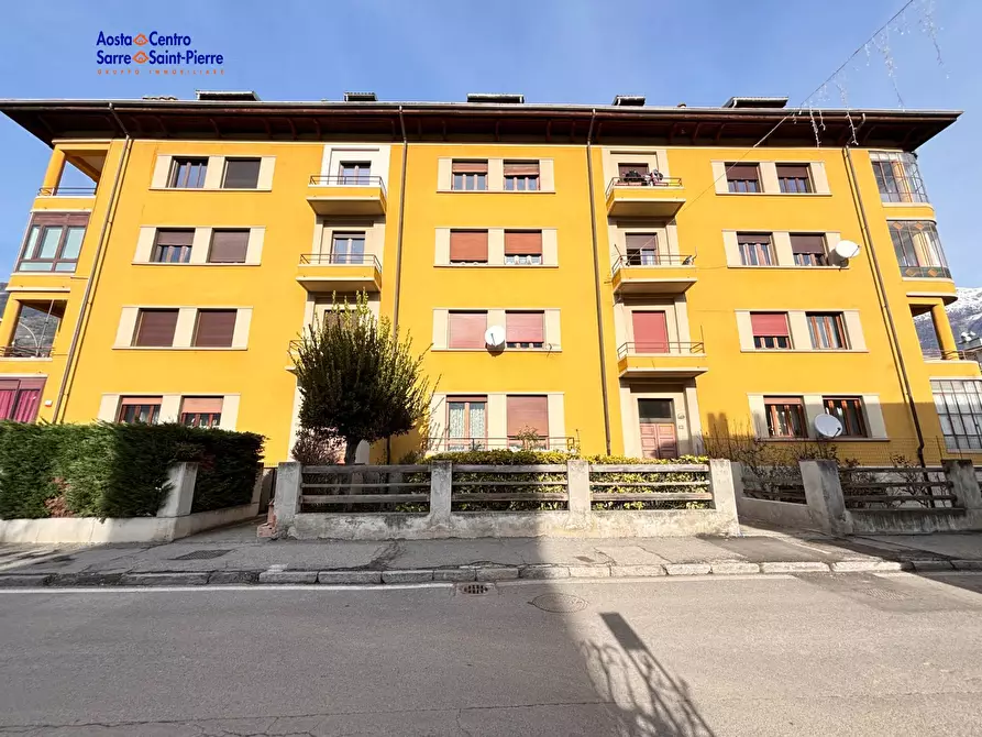 Appartamento in vendita in Via Tourneuve a Aosta