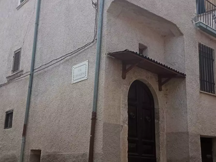 Casa indipendente in vendita in Via della Cona a Tagliacozzo