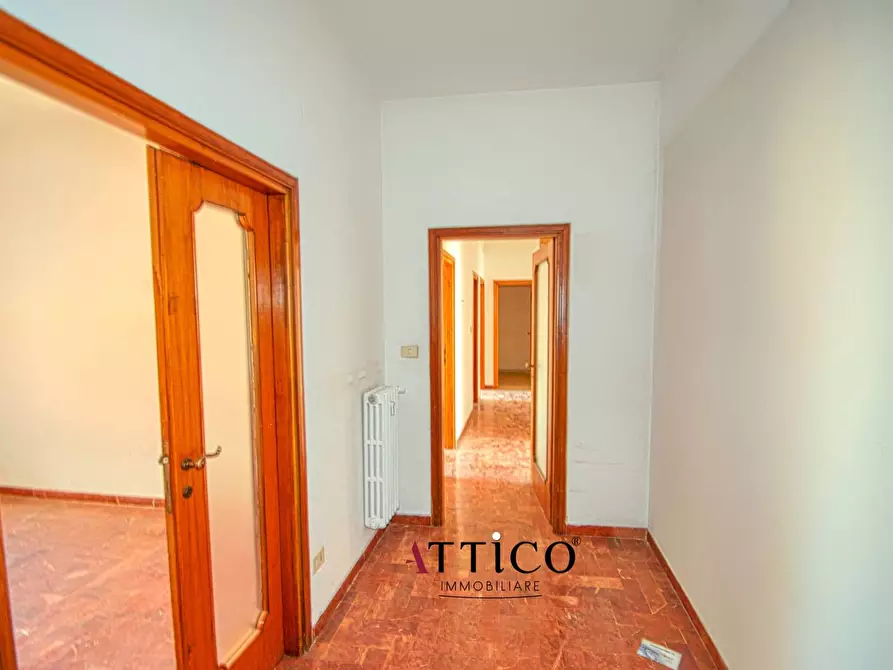 Immagine 6 di Appartamento in vendita  a Avellino