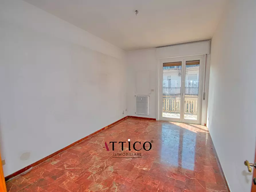 Immagine 8 di Appartamento in vendita  a Avellino