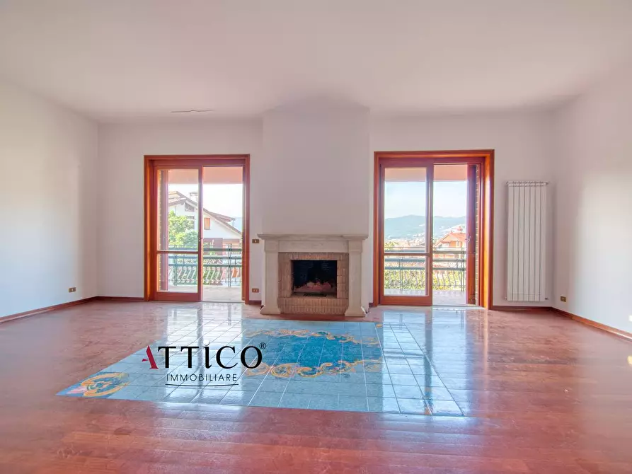 Immagine 5 di Appartamento in vendita  a Avellino