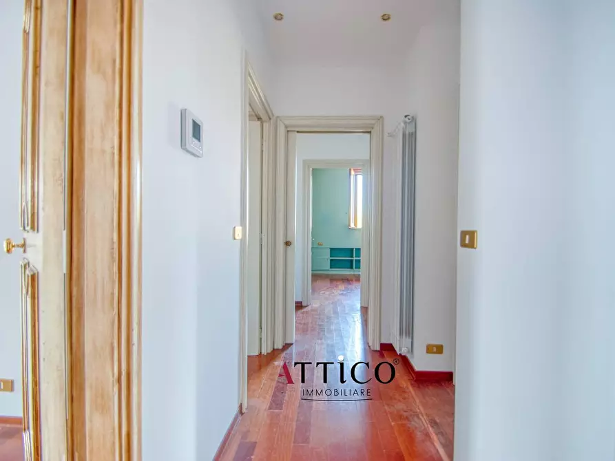 Immagine 10 di Appartamento in vendita  a Avellino