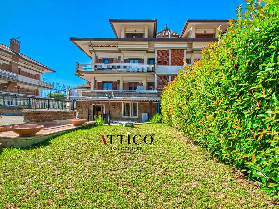 Immagine 11 di Appartamento in vendita  a Avellino