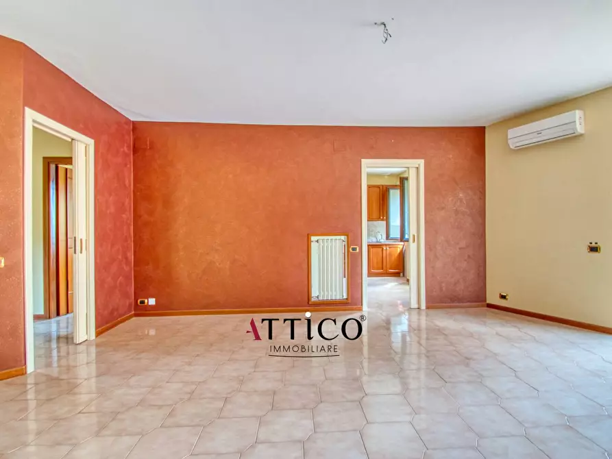 Immagine 1 di Appartamento in vendita  a Atripalda