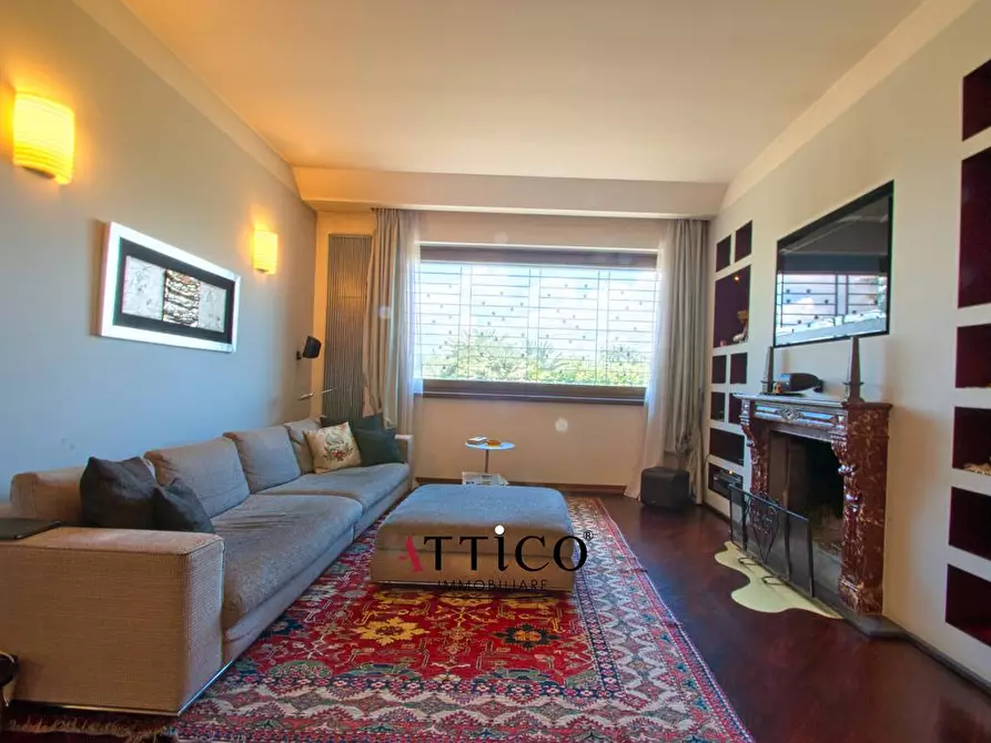 Immagine 5 di Villa in vendita  a Avellino