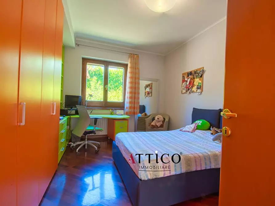 Immagine 15 di Villa in vendita  a Avellino