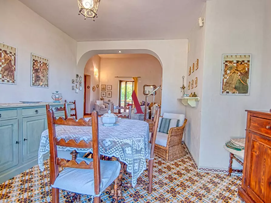 Immagine 21 di Villa in vendita  a Castellabate