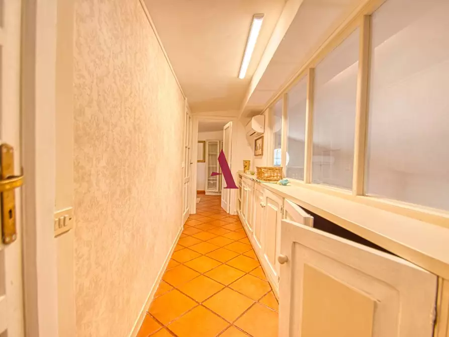 Immagine 28 di Villa in vendita  a Castellabate