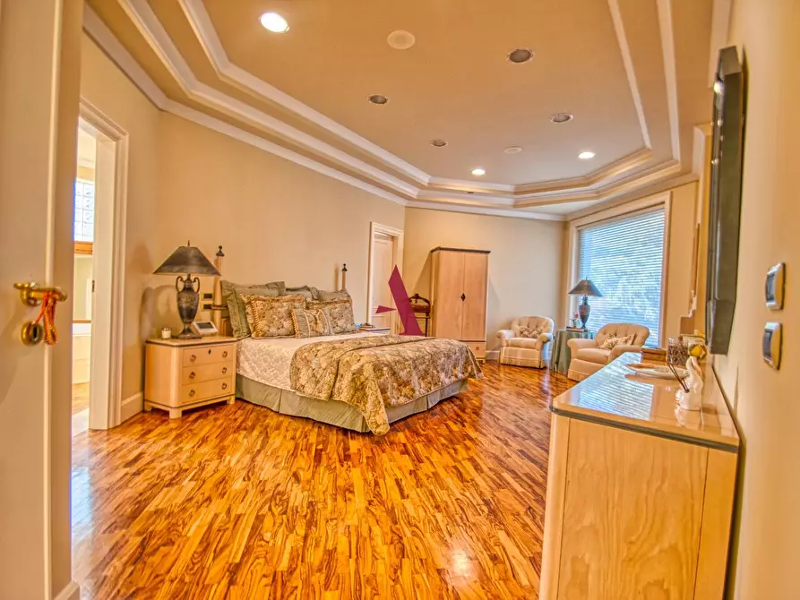 Immagine 17 di Villa in vendita  a Forino