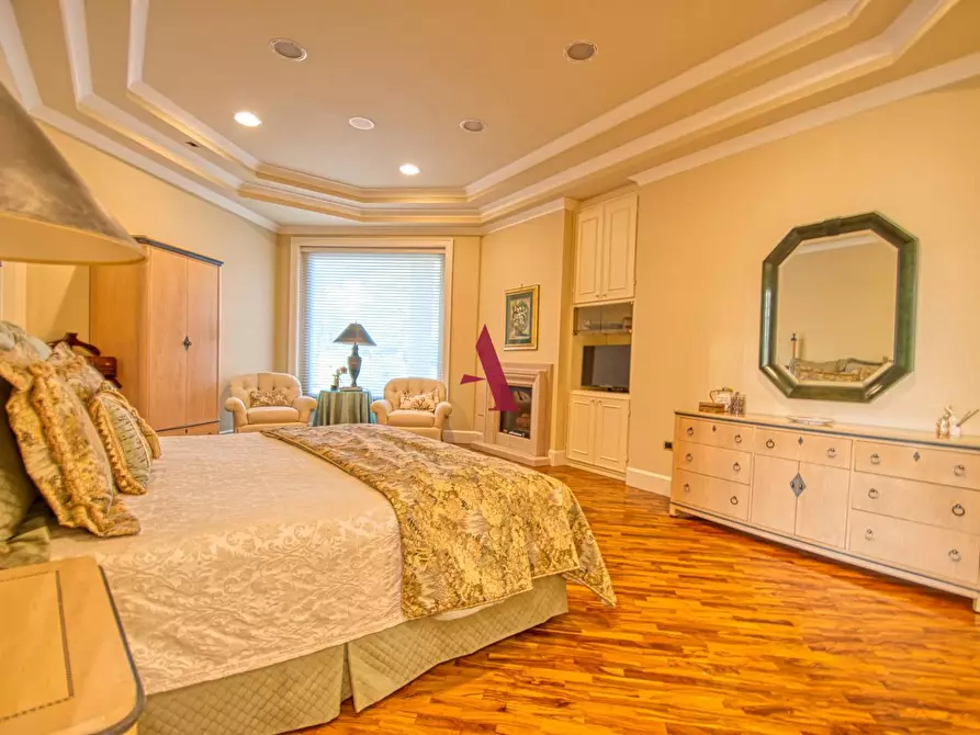 Immagine 22 di Villa in vendita  a Forino