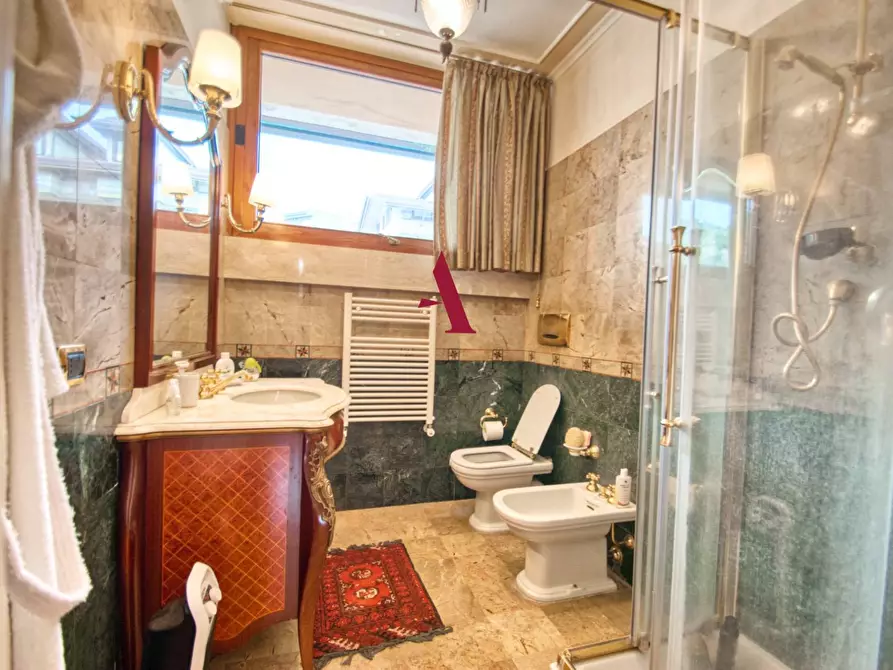 Immagine 26 di Villa in vendita  a Avellino