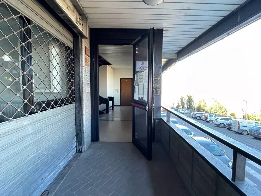 Immagine 3 di Ufficio in vendita  in via XXV Aprile a Ariano Irpino