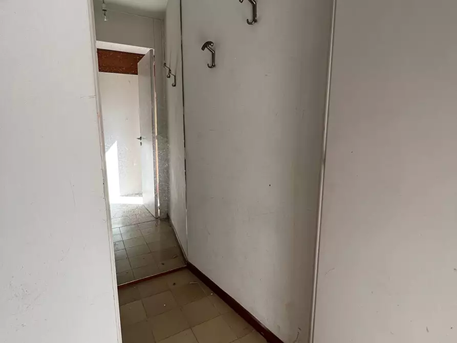 Immagine 7 di Locale commerciale in affitto  in via d'afflitto a Ariano Irpino