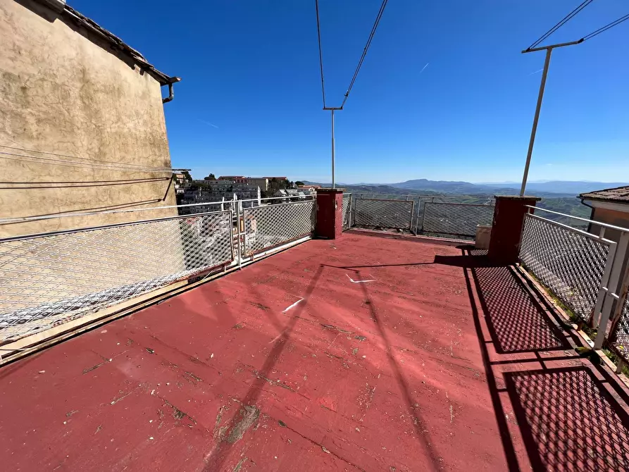 Immagine 13 di Locale commerciale in affitto  in via d'afflitto a Ariano Irpino