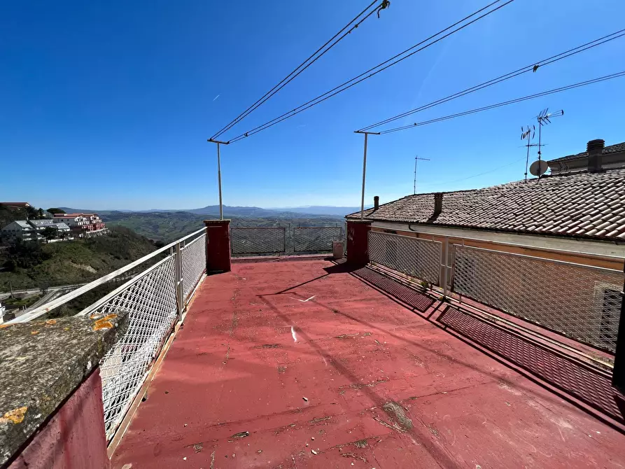 Immagine 14 di Locale commerciale in affitto  in via d'afflitto a Ariano Irpino