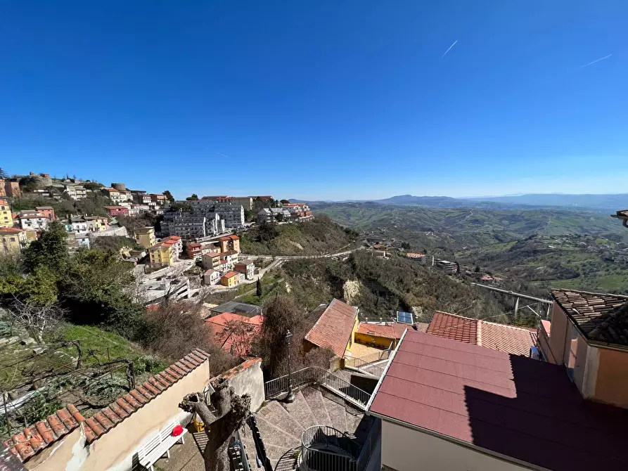 Immagine 16 di Locale commerciale in affitto  in via d'afflitto a Ariano Irpino