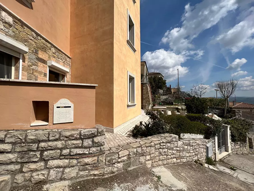 Immagine 4 di Villa in vendita  in via desabramo a Ariano Irpino