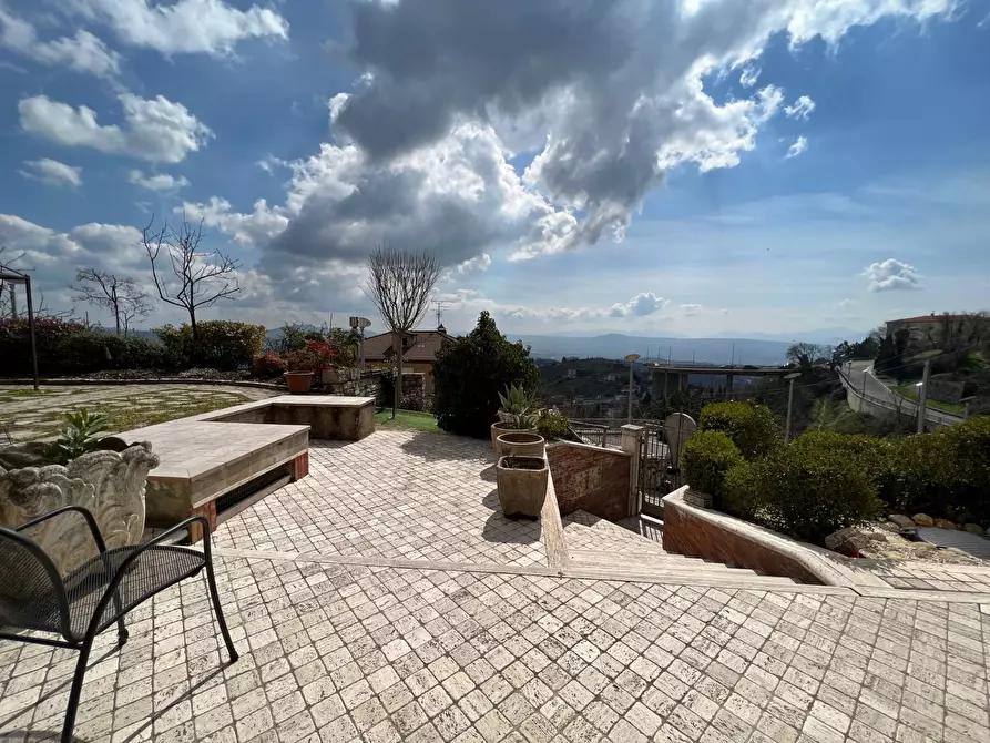 Immagine 5 di Villa in vendita  in via desabramo a Ariano Irpino