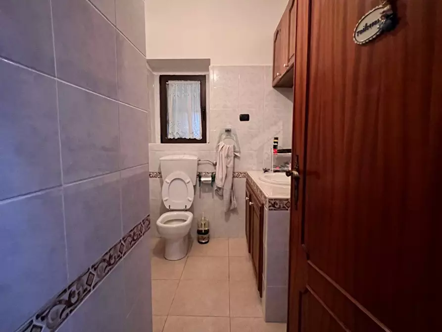 Immagine 15 di Casa indipendente in vendita  in Contrada Grotte del Barone a Montecalvo Irpino