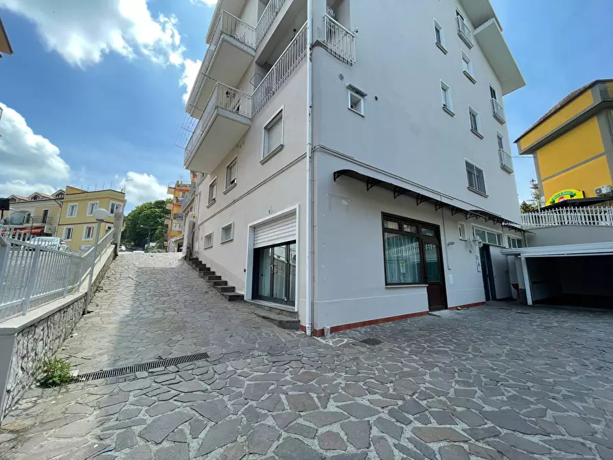 Immagine 16 di Locale commerciale in affitto  in ARIANO IRPINO a Ariano Irpino