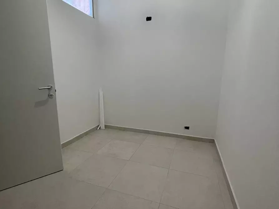 Immagine 13 di Locale commerciale in affitto  in ARIANO IRPINO a Ariano Irpino