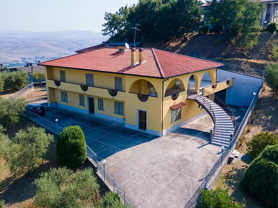 Immagine 18 di Casa bifamiliare in vendita  in contrada bosco a Ariano Irpino