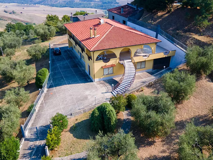 Immagine 19 di Casa bifamiliare in vendita  in contrada bosco a Ariano Irpino