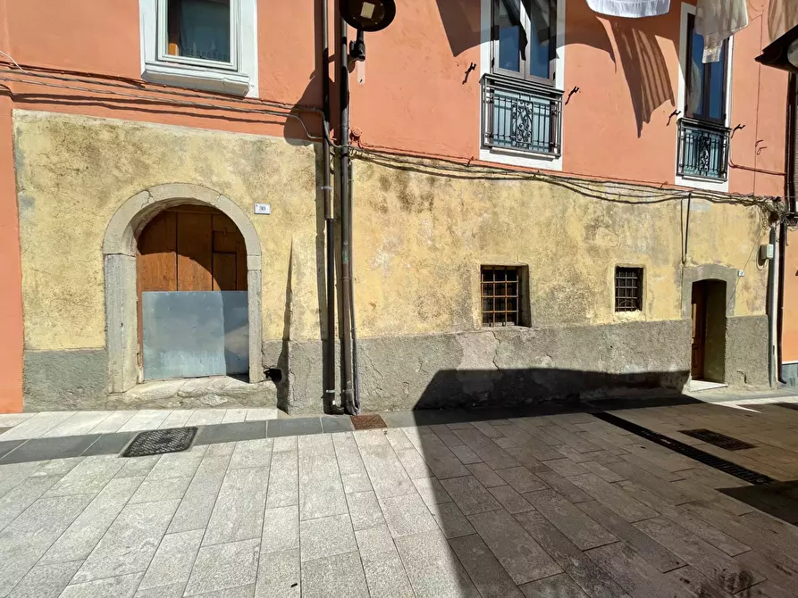 Immagine 1 di Appartamento in vendita  in via Francesco de Sanctis a Savignano Irpino